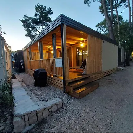 Campsite Mobile Eden Pavlov *